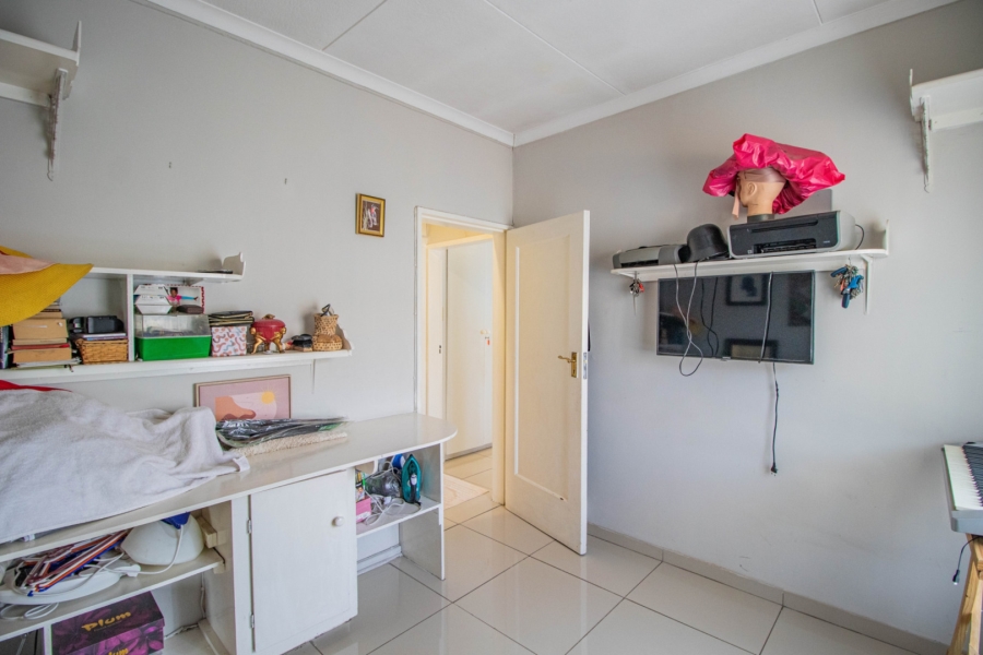 6 Bedroom Property for Sale in Northmead Gauteng