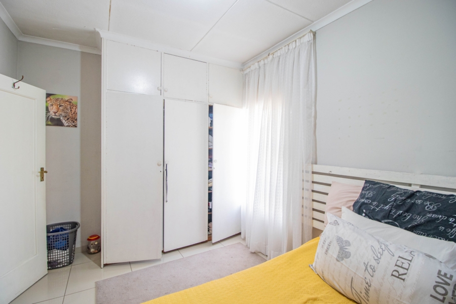 6 Bedroom Property for Sale in Northmead Gauteng