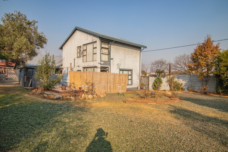 6 Bedroom Property for Sale in Northmead Gauteng