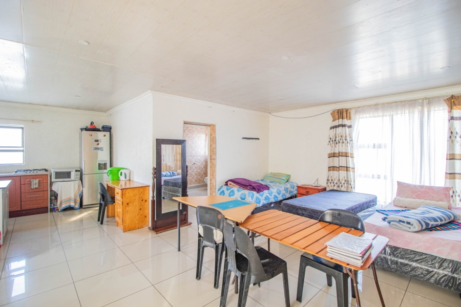 6 Bedroom Property for Sale in Northmead Gauteng
