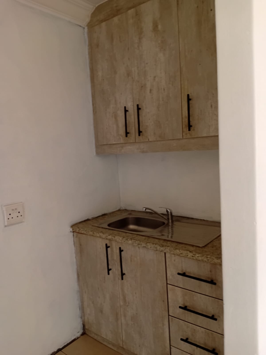 To Let 0 Bedroom Property for Rent in Mofolo North Gauteng