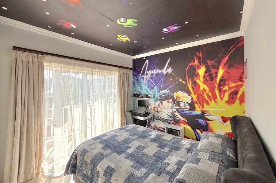 5 Bedroom Property for Sale in Cedar Creek Gauteng