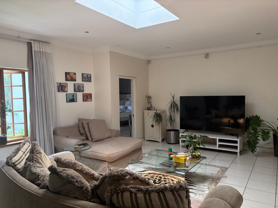 To Let 4 Bedroom Property for Rent in Morningside Gauteng