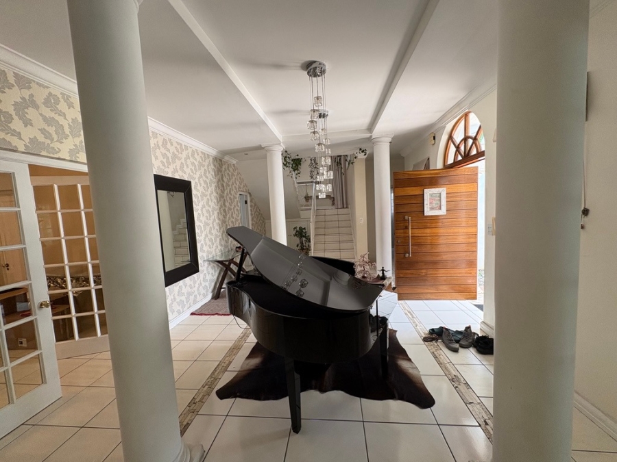 To Let 4 Bedroom Property for Rent in Morningside Gauteng