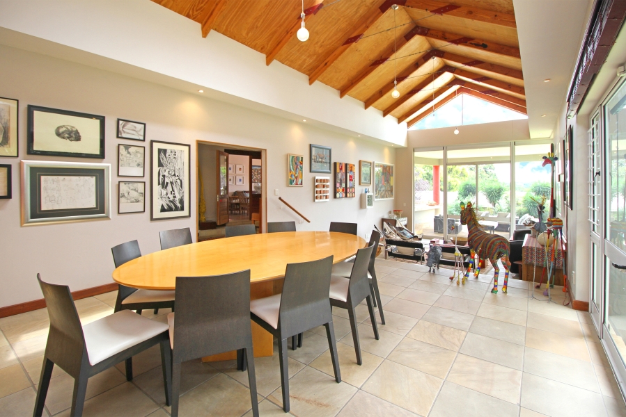 4 Bedroom Property for Sale in Abbotsford Gauteng