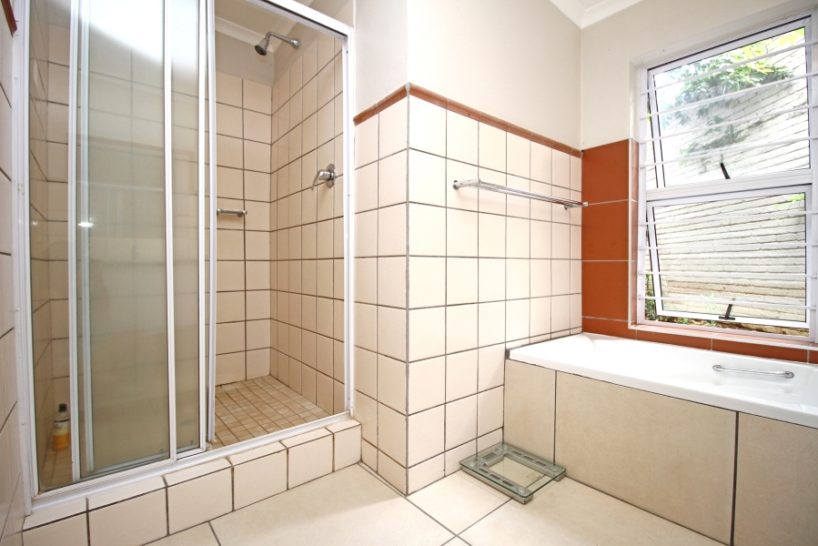 4 Bedroom Property for Sale in Abbotsford Gauteng