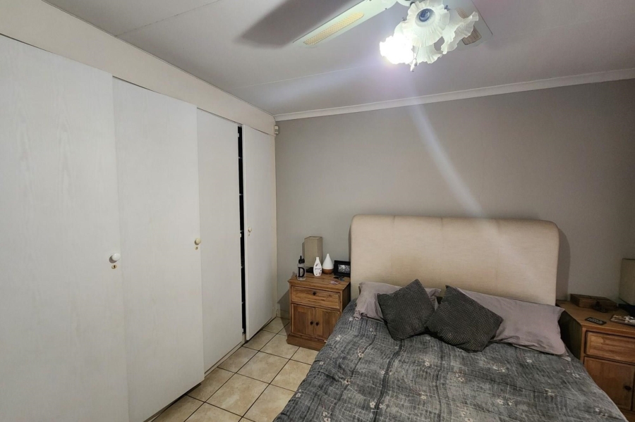 2 Bedroom Property for Sale in Kenleaf Gauteng
