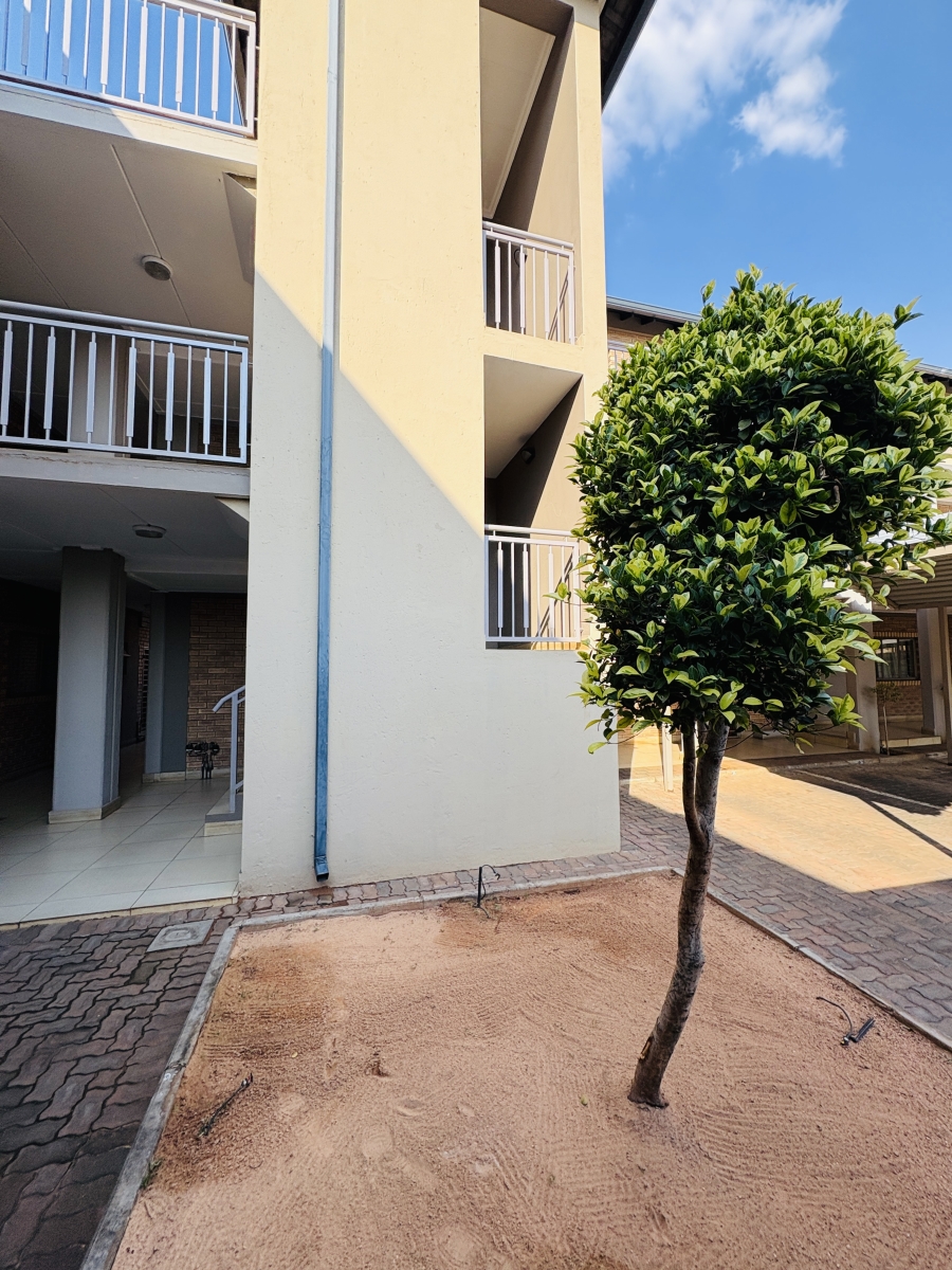2 Bedroom Property for Sale in Pretoria North Gauteng