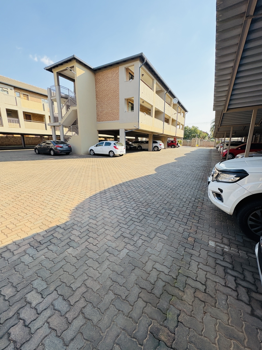 2 Bedroom Property for Sale in Pretoria North Gauteng