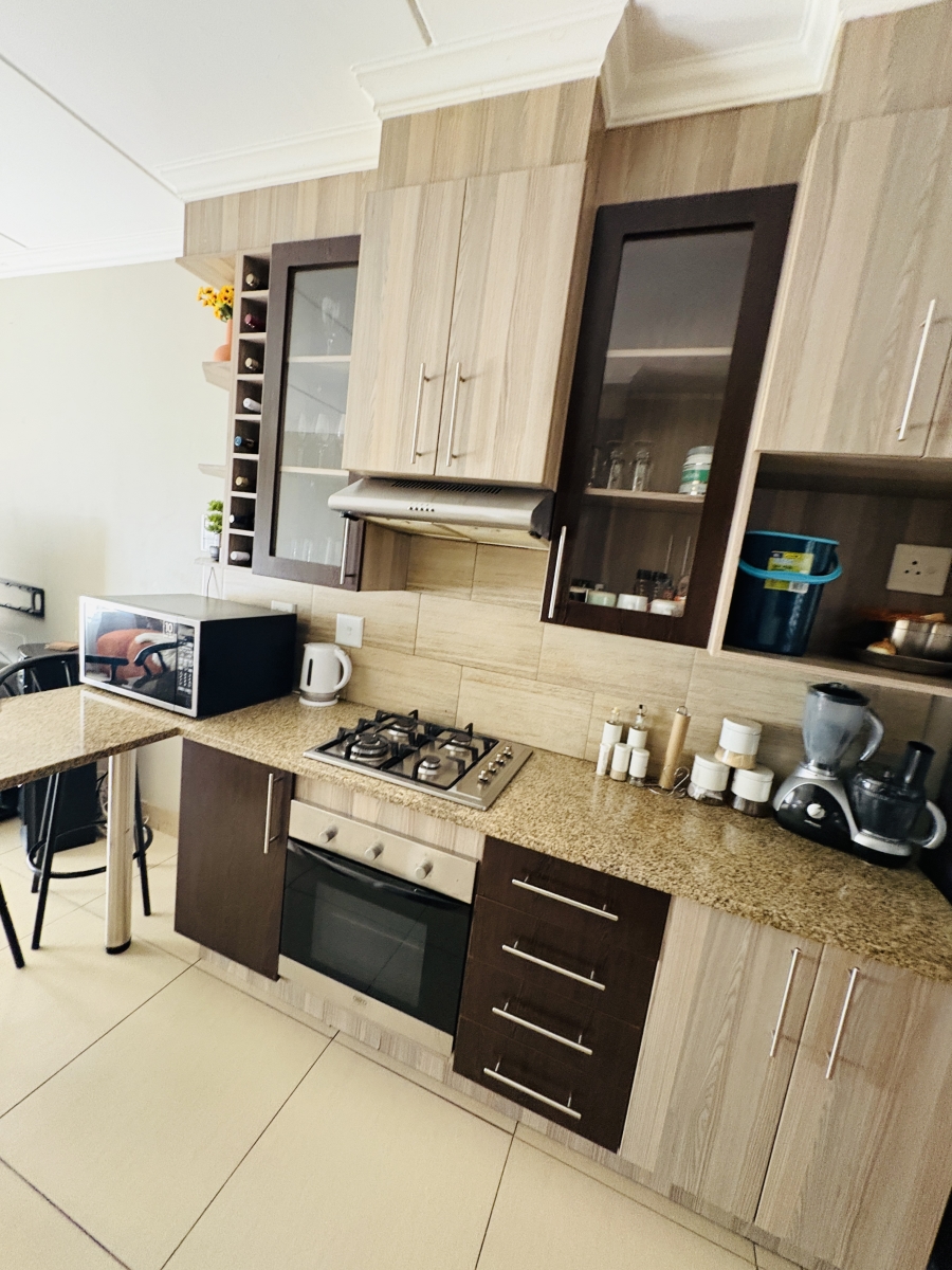 2 Bedroom Property for Sale in Pretoria North Gauteng