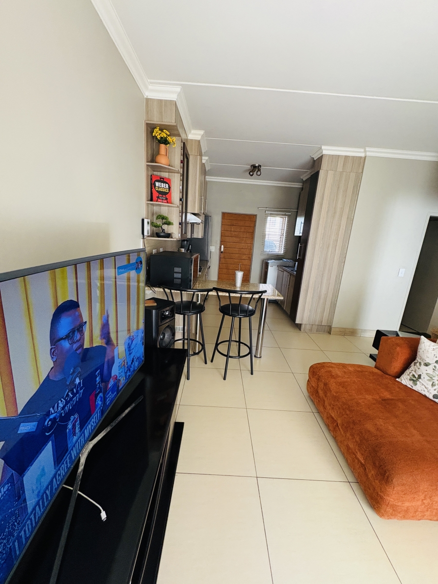 2 Bedroom Property for Sale in Pretoria North Gauteng