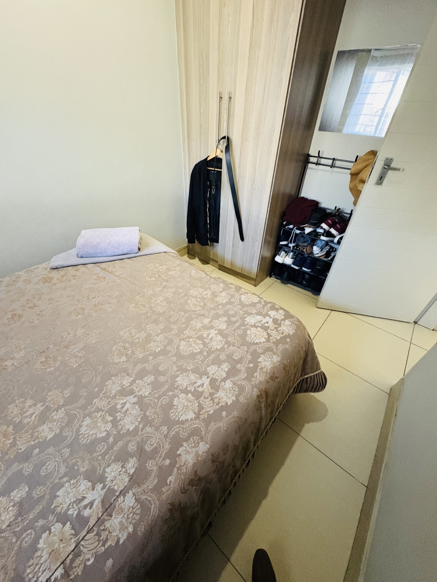 2 Bedroom Property for Sale in Pretoria North Gauteng
