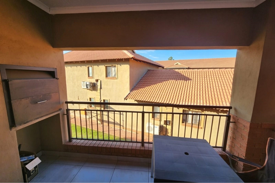 2 Bedroom Property for Sale in Kenleaf Gauteng
