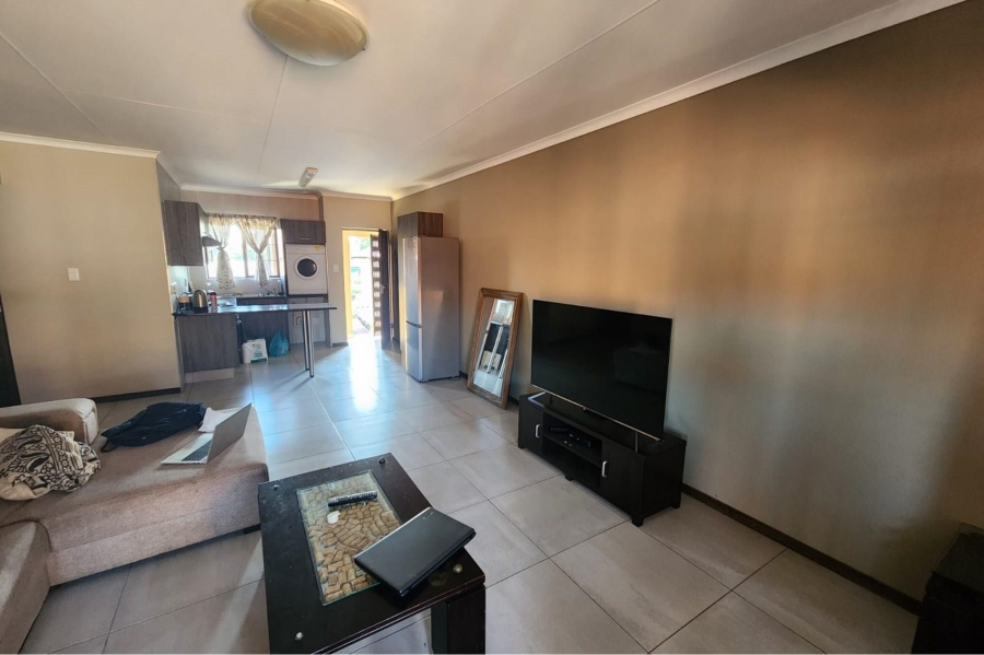 2 Bedroom Property for Sale in Kenleaf Gauteng