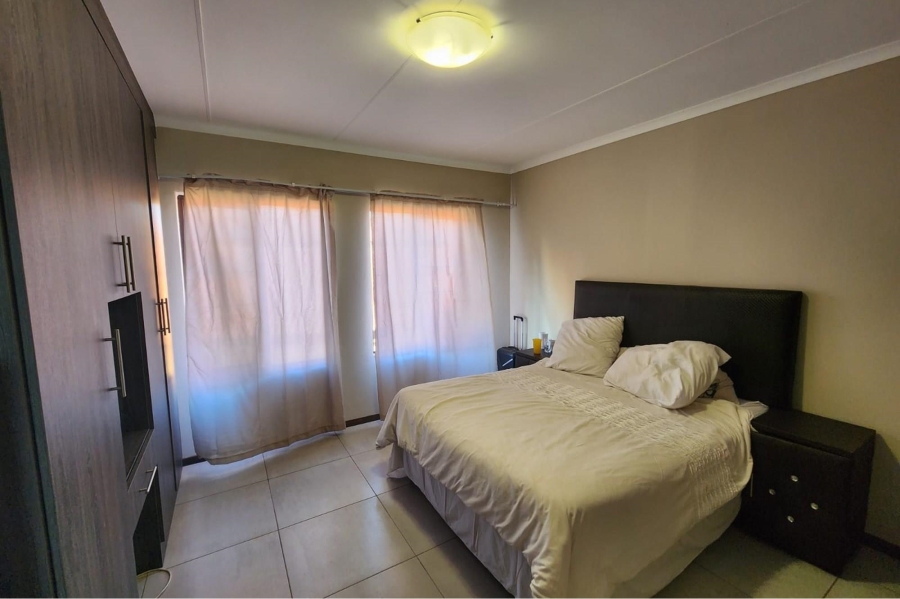 2 Bedroom Property for Sale in Kenleaf Gauteng