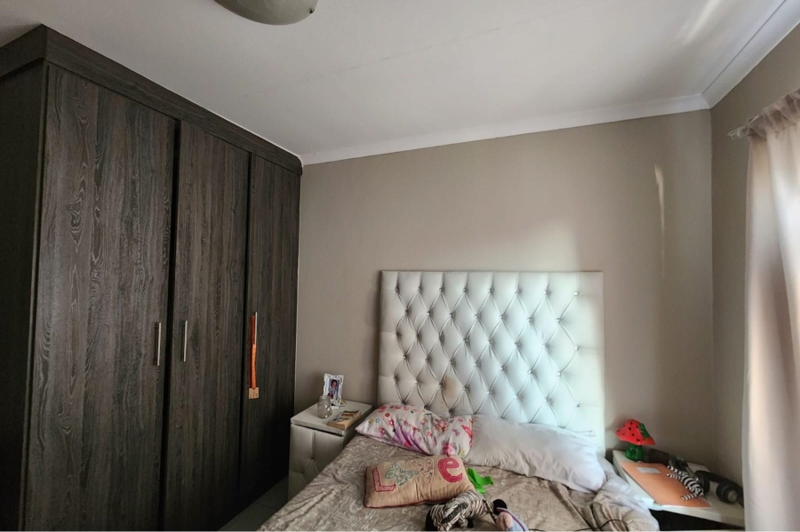 2 Bedroom Property for Sale in Kenleaf Gauteng