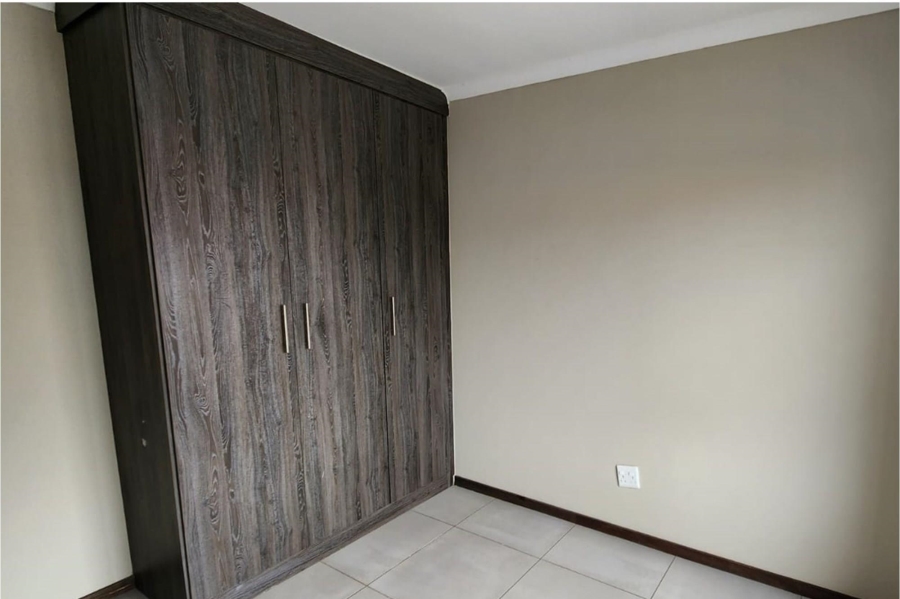 2 Bedroom Property for Sale in Kenleaf Gauteng
