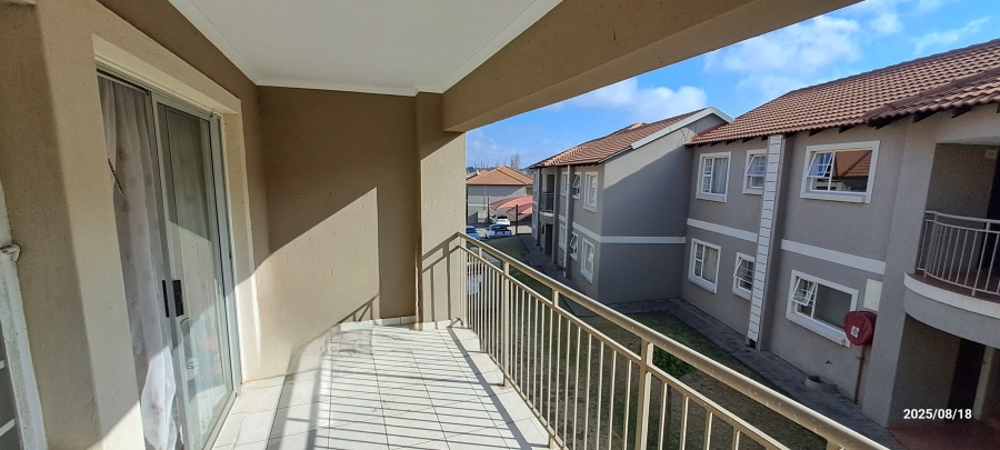 2 Bedroom Property for Sale in Cloverdene Gauteng