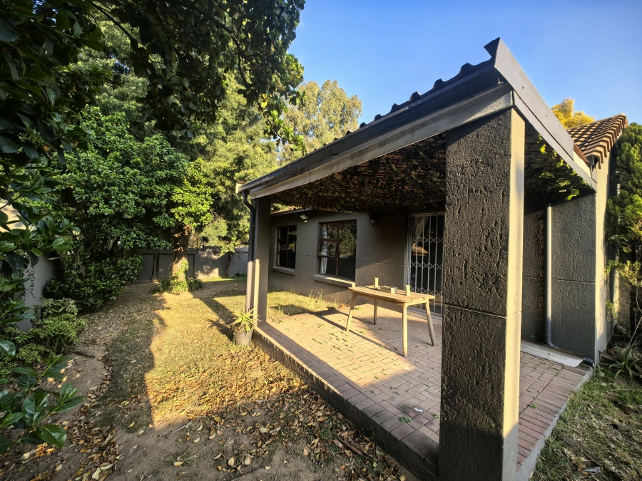2 Bedroom Property for Sale in North Riding Gauteng