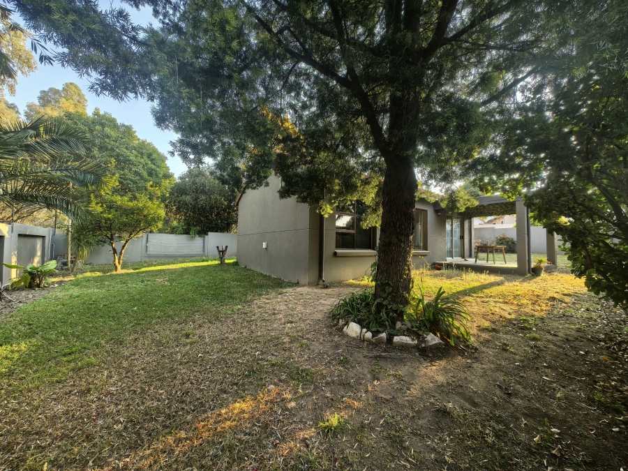 2 Bedroom Property for Sale in North Riding Gauteng