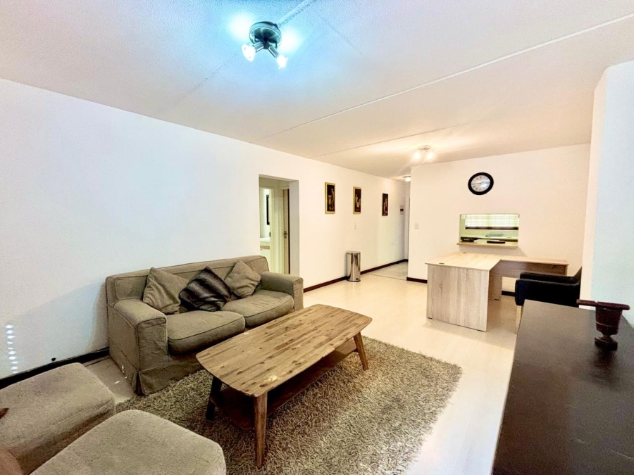 2 Bedroom Property for Sale in Morningside Gauteng