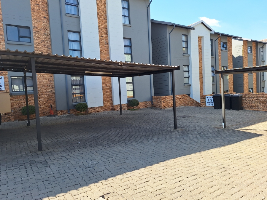 3 Bedroom Property for Sale in Diswilmar A H Gauteng