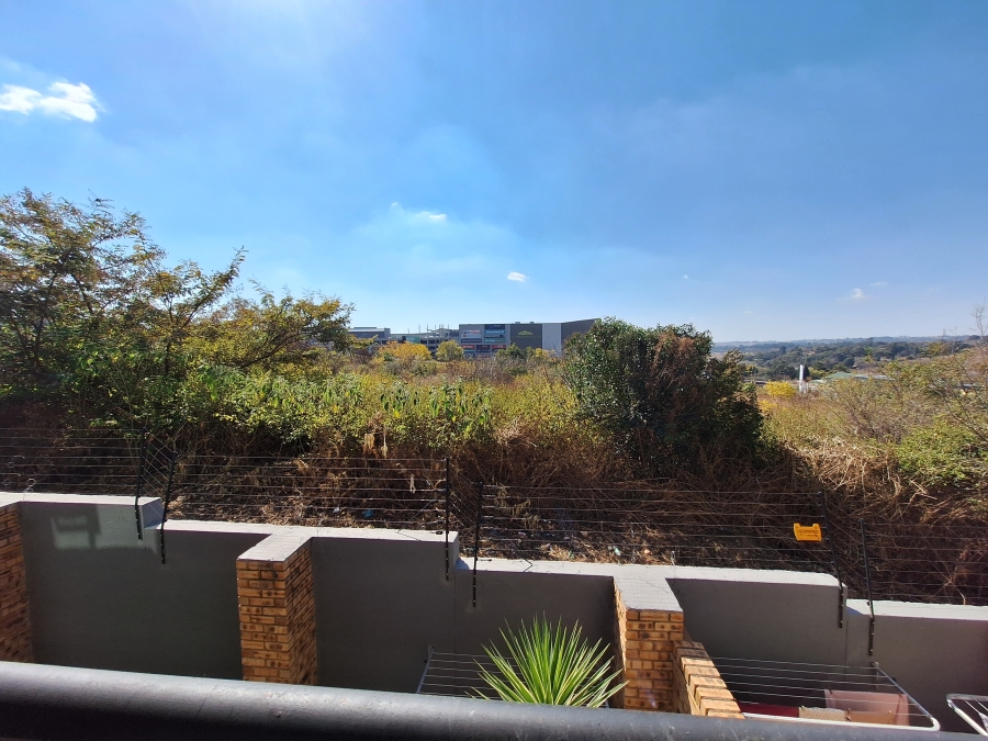 3 Bedroom Property for Sale in Diswilmar A H Gauteng