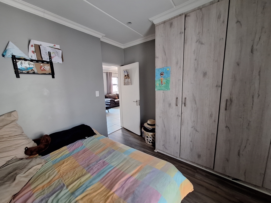 3 Bedroom Property for Sale in Diswilmar A H Gauteng