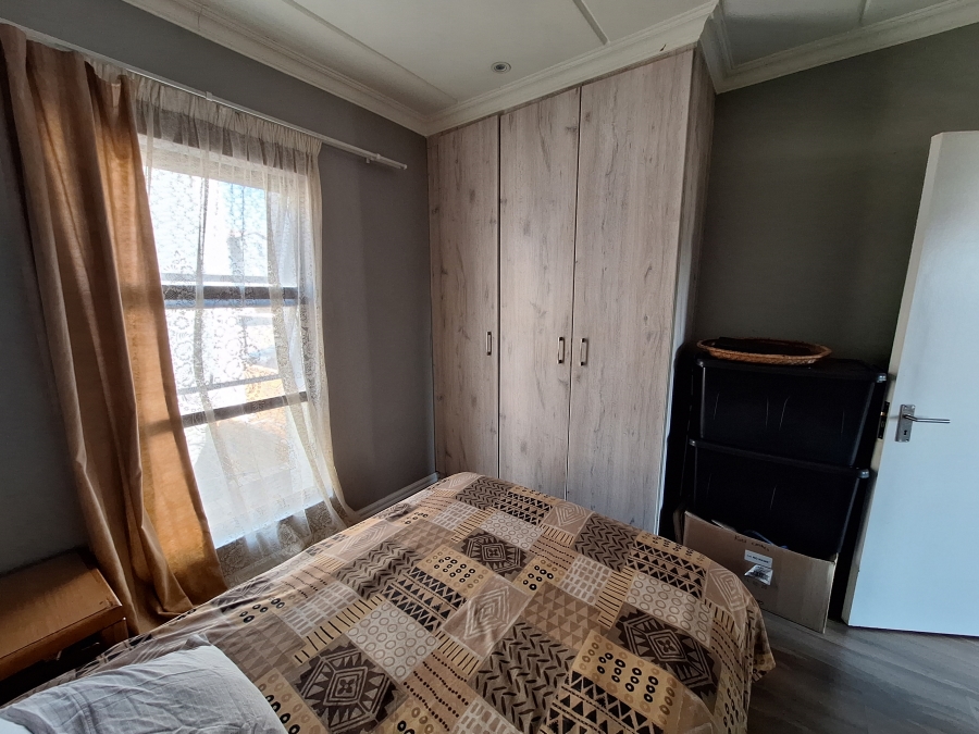 3 Bedroom Property for Sale in Diswilmar A H Gauteng