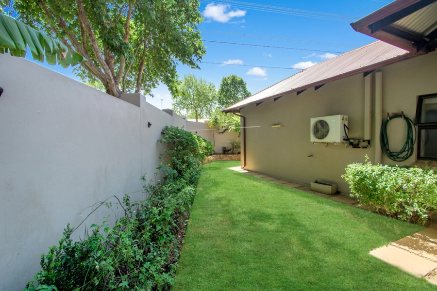 To Let 3 Bedroom Property for Rent in Maroeladal Gauteng