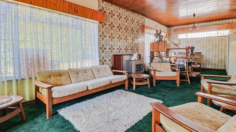 4 Bedroom Property for Sale in Tulisa Park Gauteng