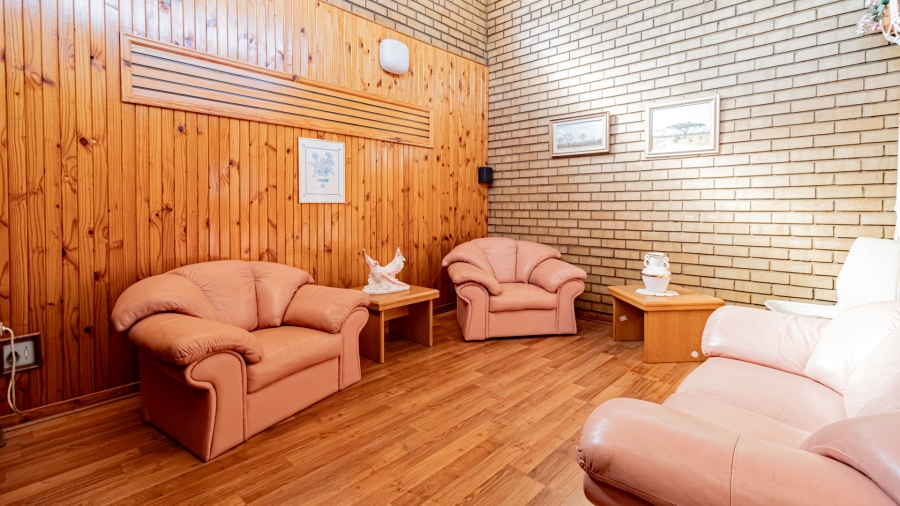 4 Bedroom Property for Sale in Tulisa Park Gauteng