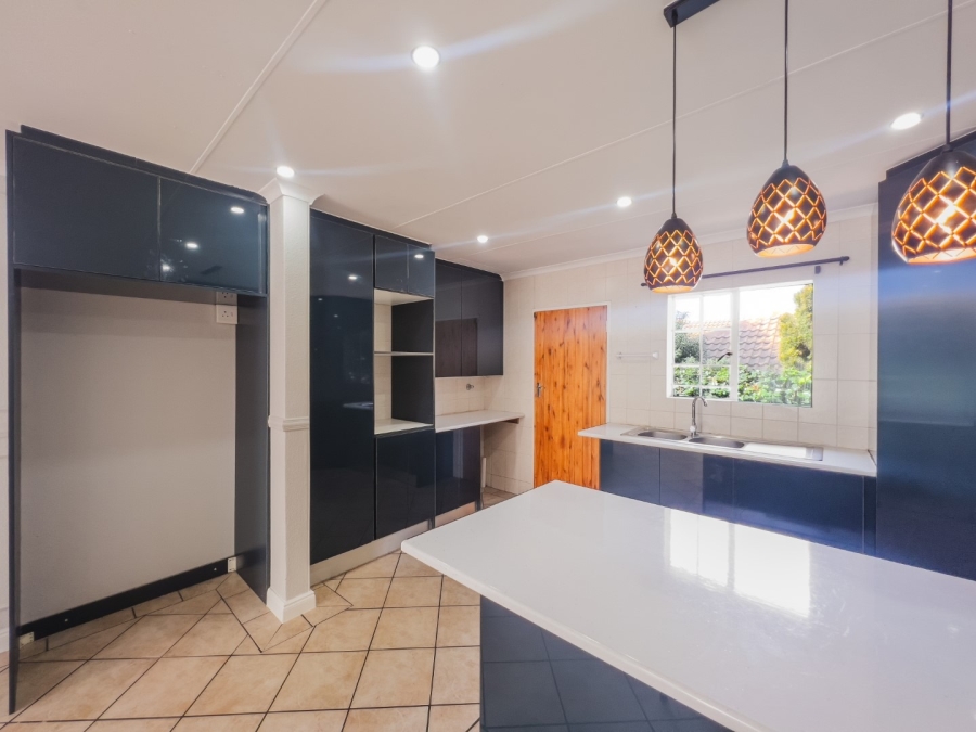 To Let 3 Bedroom Property for Rent in Boskruin Gauteng