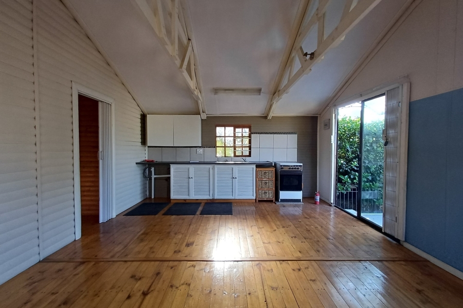 6 Bedroom Property for Sale in Primrose Gauteng