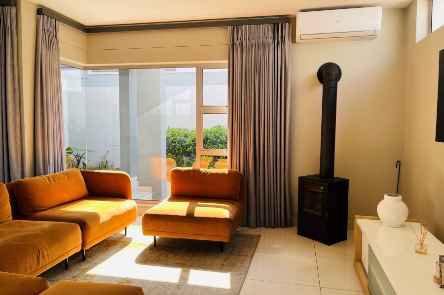 To Let 3 Bedroom Property for Rent in Bryanston East Gauteng