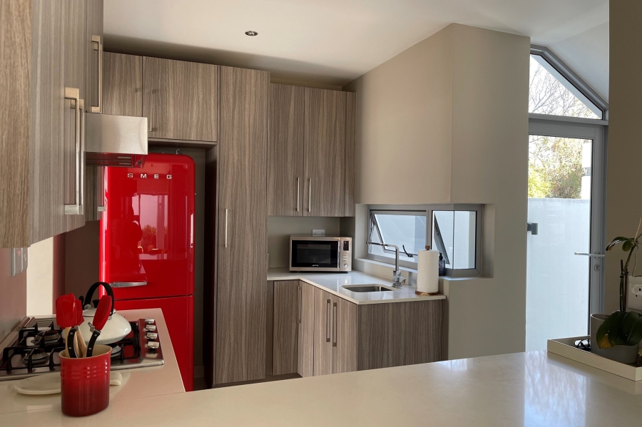 To Let 3 Bedroom Property for Rent in Bryanston East Gauteng