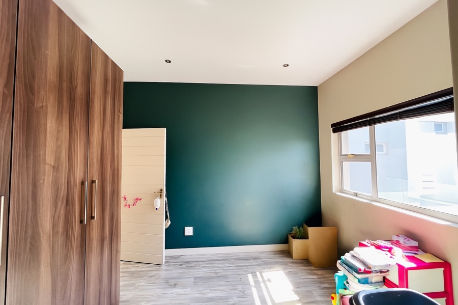To Let 3 Bedroom Property for Rent in Bryanston East Gauteng