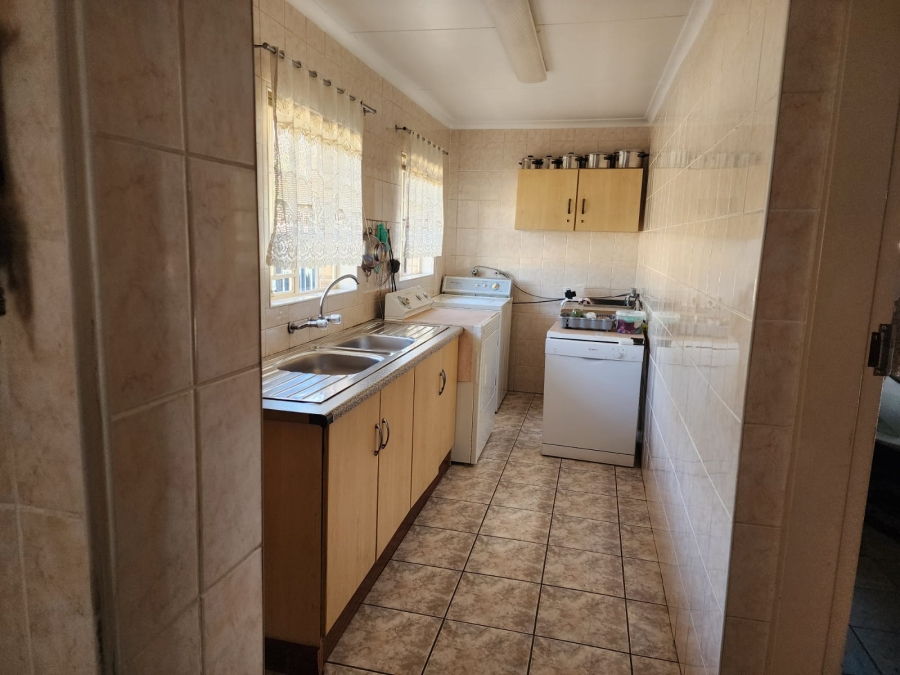 3 Bedroom Property for Sale in Kookrus Gauteng