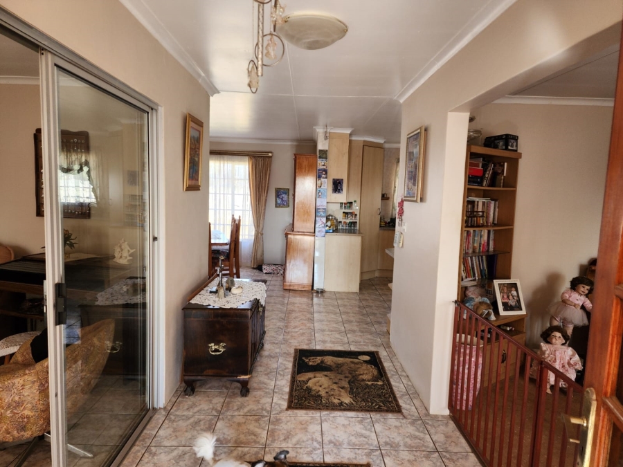 3 Bedroom Property for Sale in Kookrus Gauteng