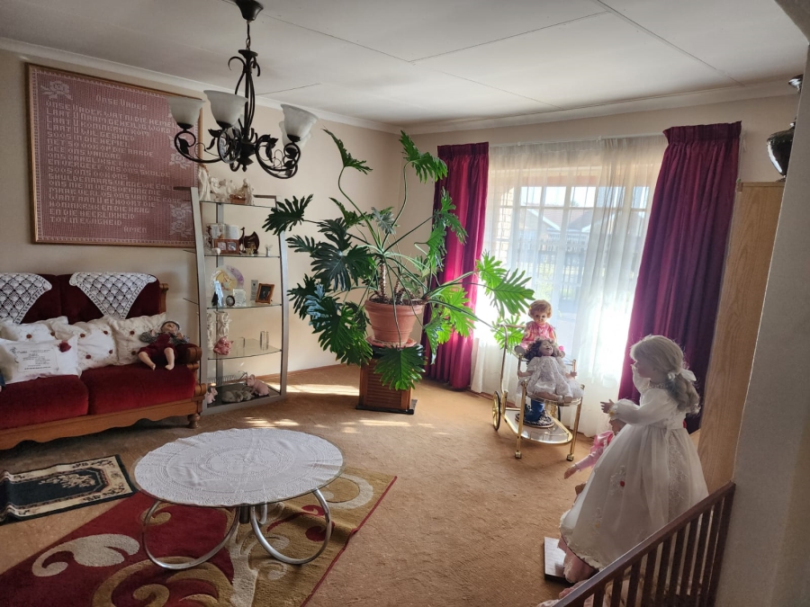 3 Bedroom Property for Sale in Kookrus Gauteng