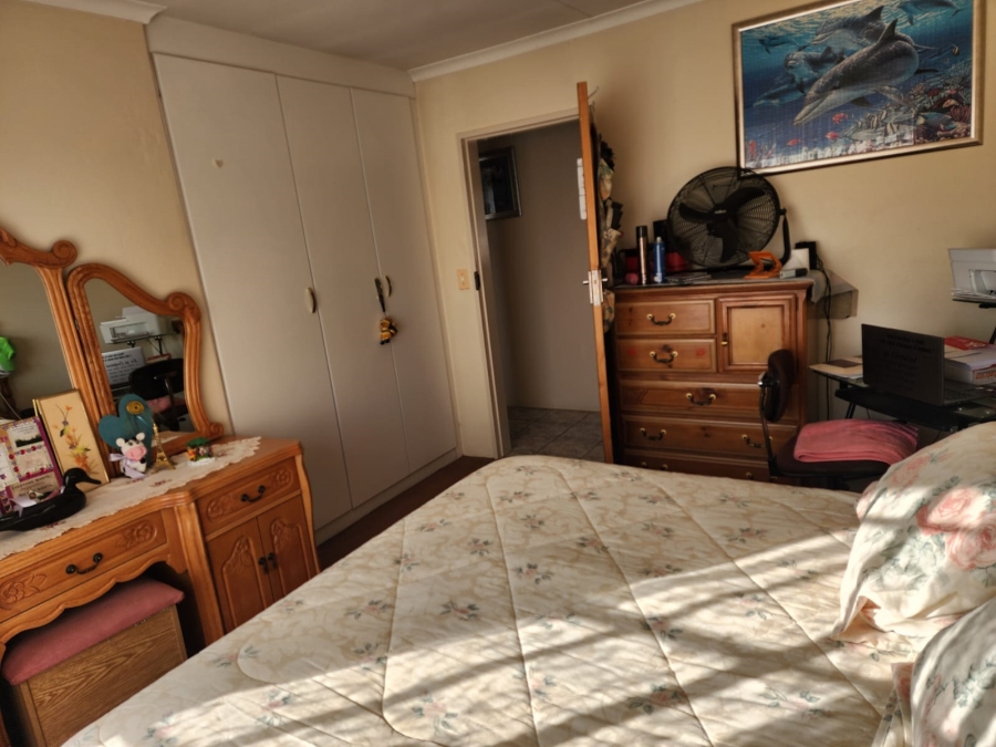 3 Bedroom Property for Sale in Kookrus Gauteng