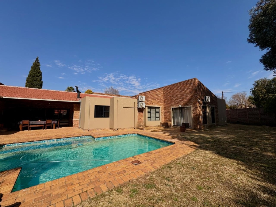 4 Bedroom Property for Sale in Sunward Park Gauteng