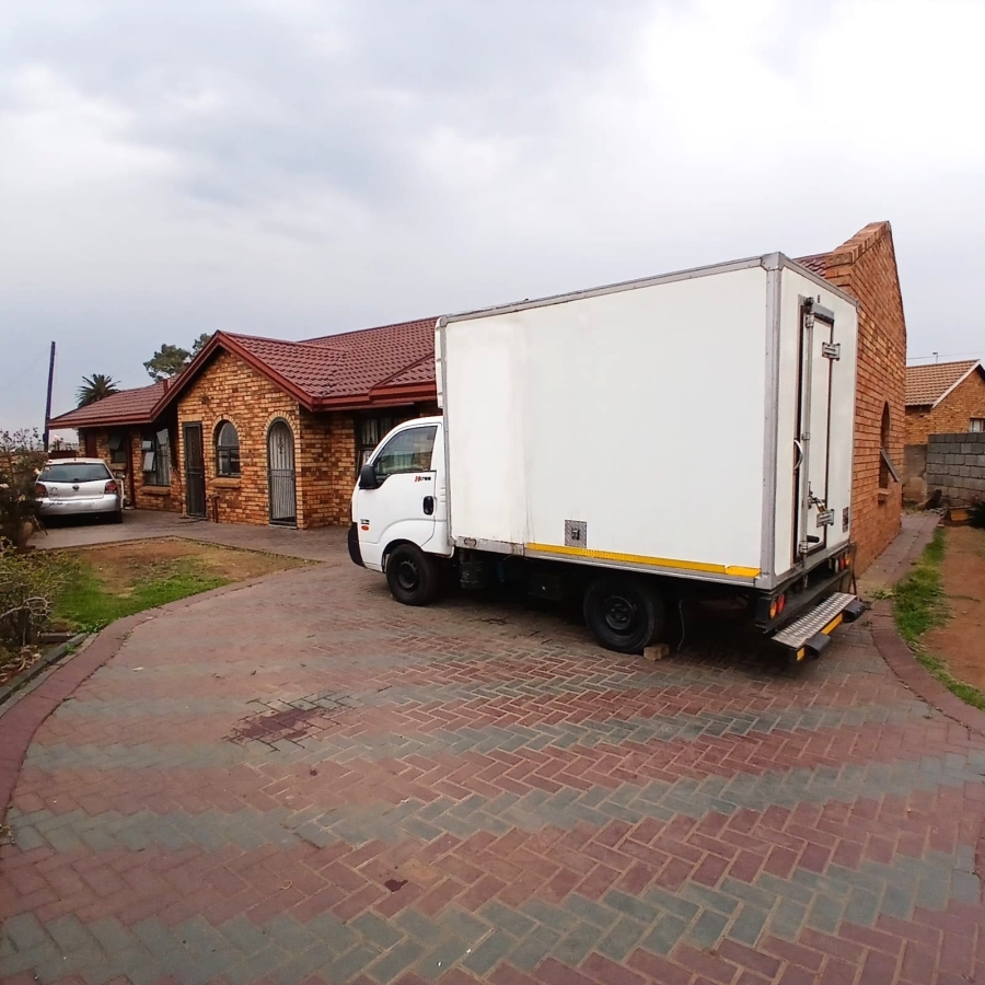 3 Bedroom Property for Sale in Vosloorus Gauteng