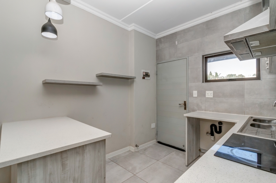 To Let 2 Bedroom Property for Rent in Broadacres Gauteng