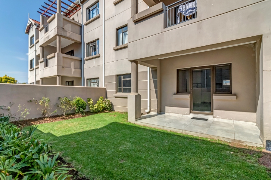 To Let 2 Bedroom Property for Rent in Broadacres Gauteng