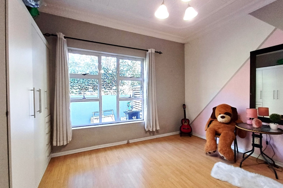 4 Bedroom Property for Sale in Primrose Hill Gauteng