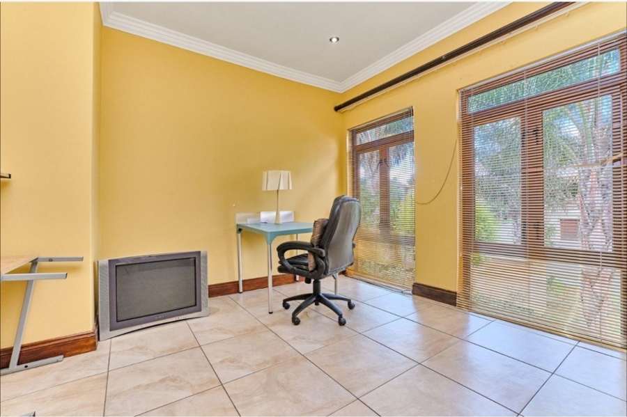 7 Bedroom Property for Sale in Sagewood Gauteng