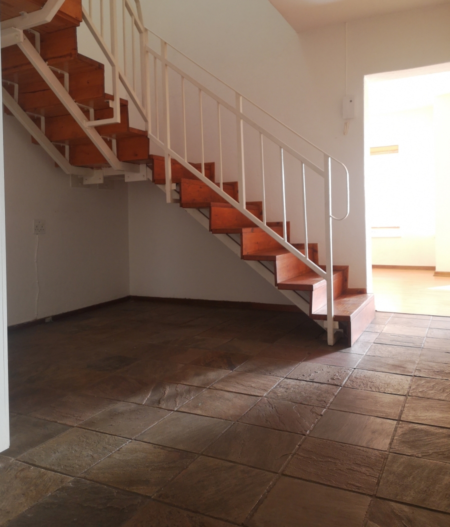 To Let 3 Bedroom Property for Rent in Risidale Gauteng