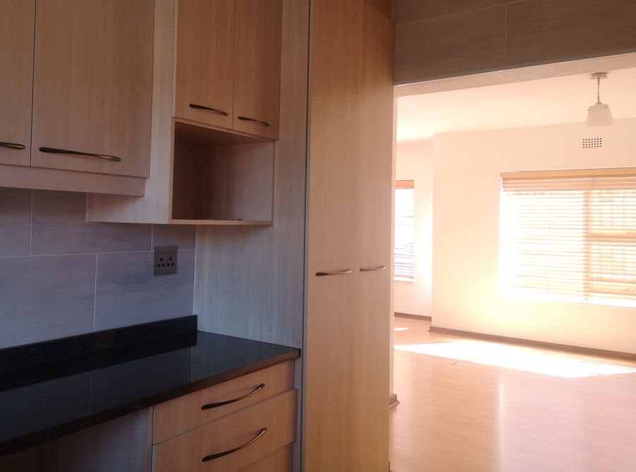 To Let 3 Bedroom Property for Rent in Risidale Gauteng