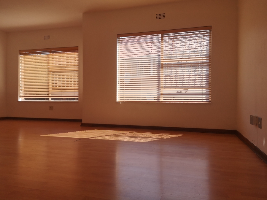To Let 3 Bedroom Property for Rent in Risidale Gauteng